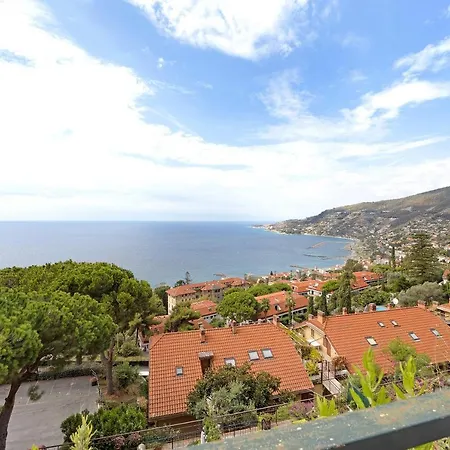 Holiday home Casa Salviamare